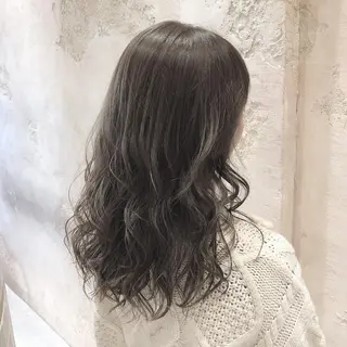 セミロング カラー レイヤーカット/ 顔周り 五島巨幹のヘアスタイル