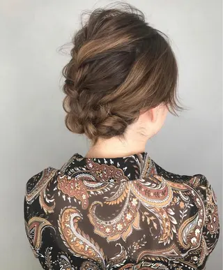 ヘアアレンジ ⭐️横浜ブリーチ特化 美容師 堤涼⭐️のヘアスタイル