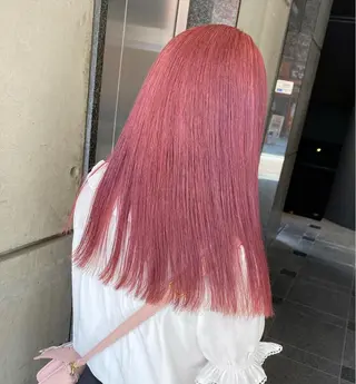 セミロング カラー パーマ ヘアアレンジ メンズ キッズ ネイル mana 暖色カラーカットのヘアスタイル