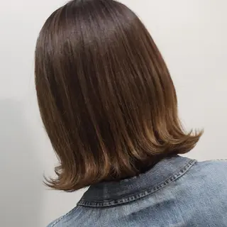 ミディアム カラー 饒平名 知也のヘアスタイル