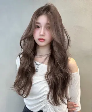 ロング カラー ヘアアレンジ GLROW大宮所属・大宮🎨高明度/カラ ー/髪質改善/ハルのヘアスタイル