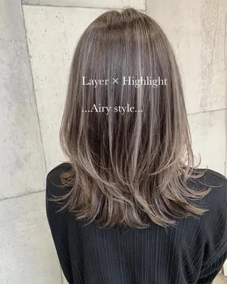 ミディアム カラー Mikuri 【Little】のヘアスタイル