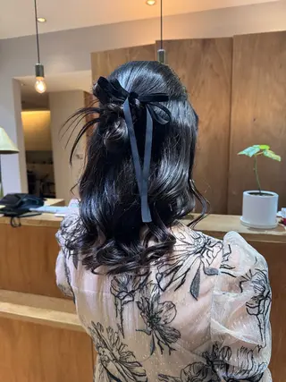 セミロング ヘアアレンジ 🎗️【ヘアセット 美眉】吉川玲🎗️のヘアスタイル