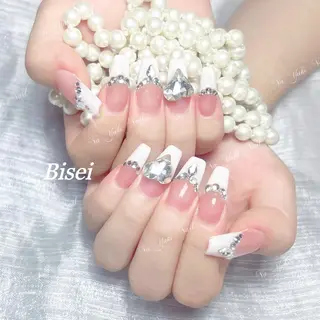 ネイル Queenie 🦋のネイルデザイン