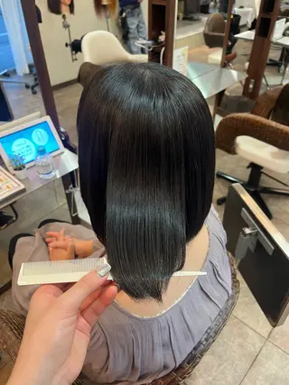 カラー 伊部 しづきのヘアスタイル