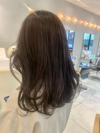 カラー ラベンダー/レイヤー スタイル🤎mamiのヘアスタイル
