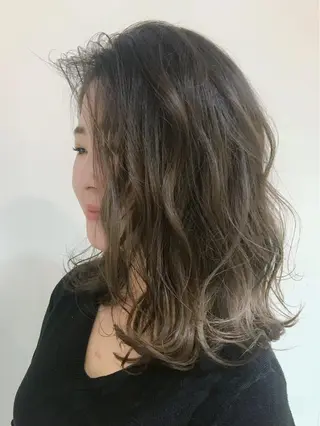 セミロング カラー メンズヘア特化 崎田 成人のヘアスタイル