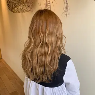 ロング カラー 山本 知佳のヘアスタイル