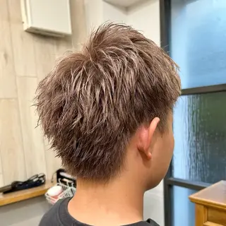 ショート カラー メンズ 西山 良波のヘアスタイル