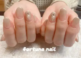 ネイル Nail •Head スパFortunaのネイルデザイン