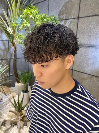 パーマ メンズ 酸スト/フェザー パーマ/三谷海斗のヘアスタイル