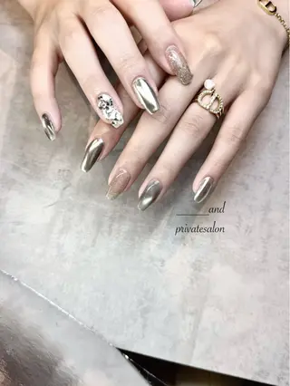 ネイル 土屋 智子のネイルデザイン