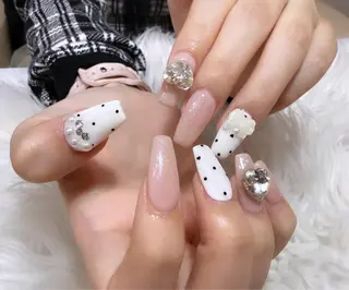 ネイル &Me さらのネイルデザイン