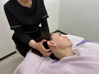 経絡リンパ美容整体 R-IIIサロンのエステ・リラクイメージ