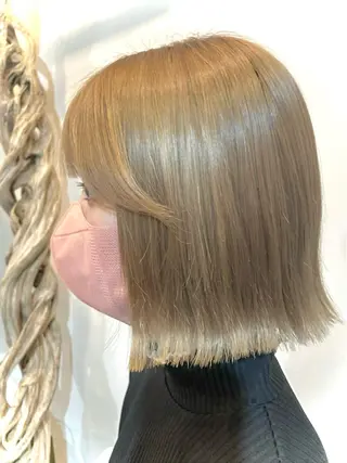 ショート カラー 中野 ゆかのヘアスタイル