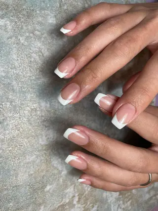 ネイル Ami 🦥のネイルデザイン