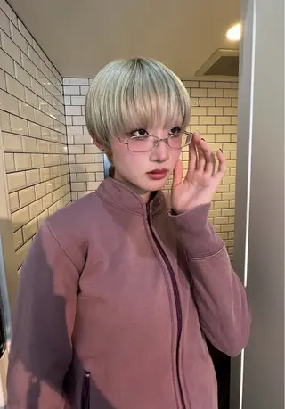 ショート カラー 長江 績のヘアスタイル