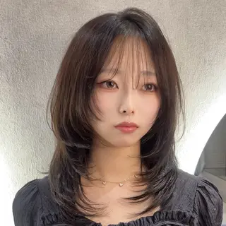 ミディアム ハッシュカット🖤✨ 顔周り/韓国ヘアのヘアスタイル