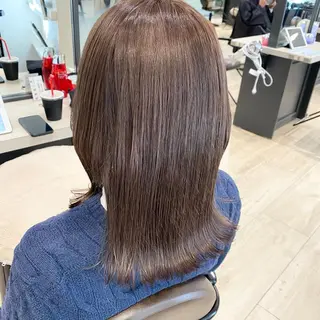 ミディアム equal銀座 黒田💚のヘアスタイル