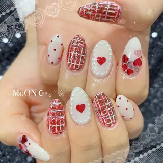 ネイル MoON...❤︎ MeGuのネイルデザイン