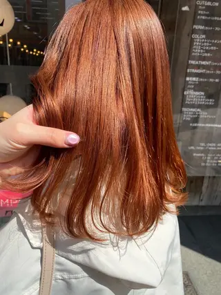 ミディアム カラー パーマ ヘアアレンジ メンズ キッズ ネイル mana 暖色カラーカットのヘアスタイル