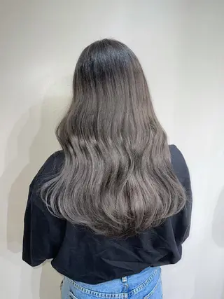 ロング カラー ムラ修正.ブリーチ エクステ🤍アミルのヘアスタイル