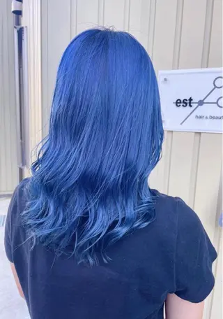 ミディアム カラー est hair &beautyのヘアスタイル