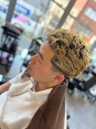 ショート パーマ メンズ I-CON#blue所属・池袋/FADE /メンズカットのヘアスタイル