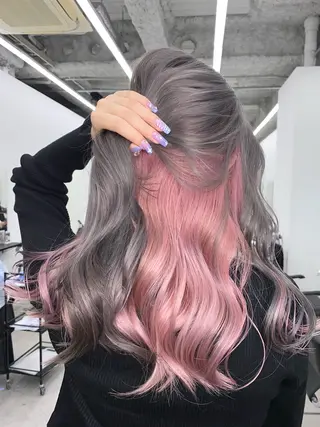 ロング カラー 新美 蓮のヘアスタイル