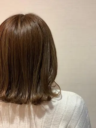 ショート カラー 蓮見  友里のヘアスタイル
