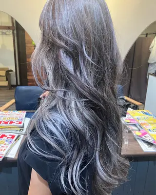 ロング カラー Ray hair 春日部のヘアスタイル