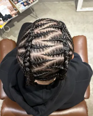 ヘアアレンジ ヘア・ネイル yutsukIのヘアスタイル