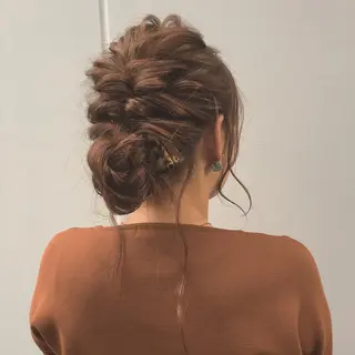 セミロング ヘアアレンジ LEAP MISAの眉毛・アイブロウイメージ