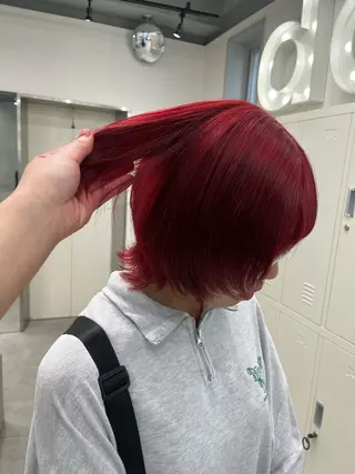 ミディアム 中村 彩夏のヘアスタイル