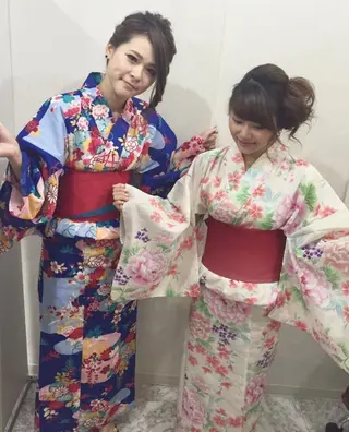 ロング カラー パーマ ヘアアレンジ 毛穴改善/脱毛 ネイル　川上久仁子のエステ・リラクイメージ