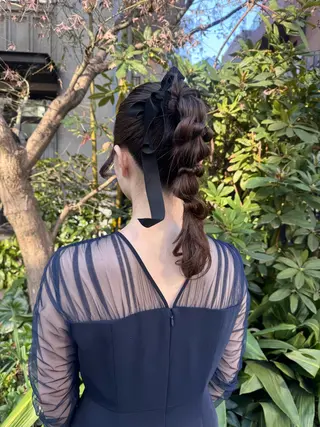 セミロング ヘアアレンジ 🎗️【ヘアセット 美眉】吉川玲🎗️のヘアスタイル