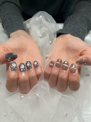 ネイル Altair🩷 Erinaのネイルデザイン