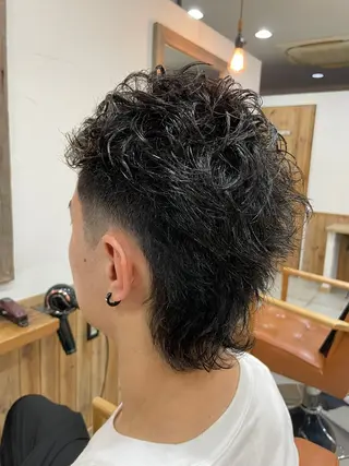 ショート パーマ メンズ Wカラーレイヤーカ ット⚡️CHIAKIのヘアスタイル