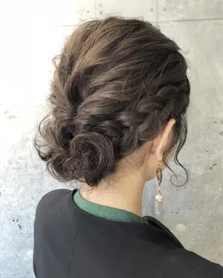 ミディアム ヘアアレンジ 小島 侑衣のヘアスタイル