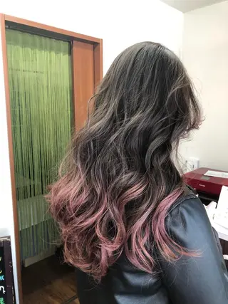 ロング カラー ヘアと眉Otsuka Hikari💆‍♀のヘアスタイル