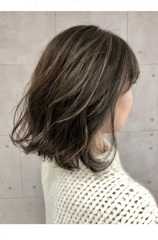 ミディアム marju銀座 マージュギンザのヘアスタイル