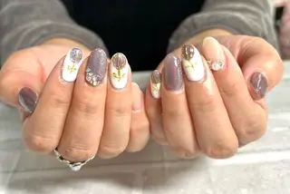ショート 2DY NAIL SALONのネイルデザイン