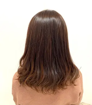 ロング OJIMA YUKAのヘアスタイル