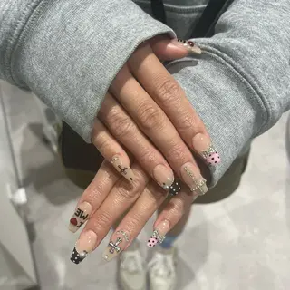 ネイル IROHA nail Ami🐊🎀のネイルデザイン