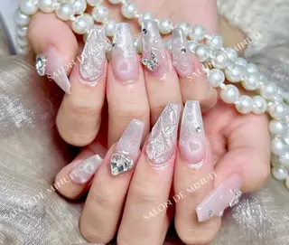 ネイル Momo 🤍のネイルデザイン