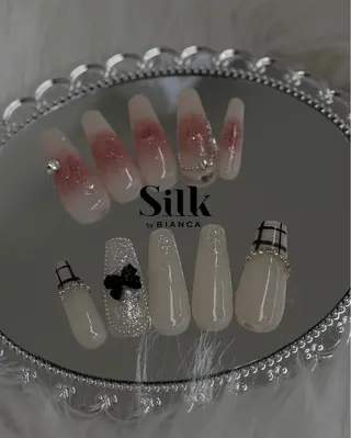 ネイル 🎀Silk by Bianca陽菜果のネイルデザイン