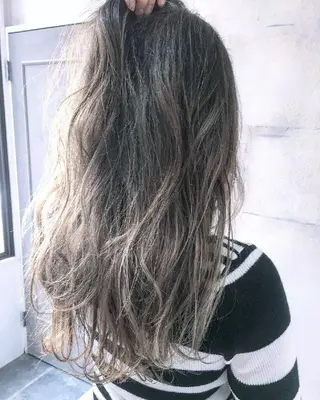 ロング 原木 康臣のヘアスタイル