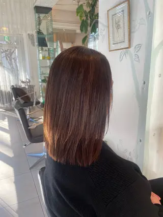 ミディアム 菊池 菜月のヘアスタイル