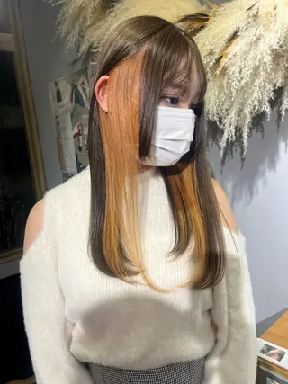ロング カラー 透明感ハイトーン🦄 キラ🌈のヘアスタイル