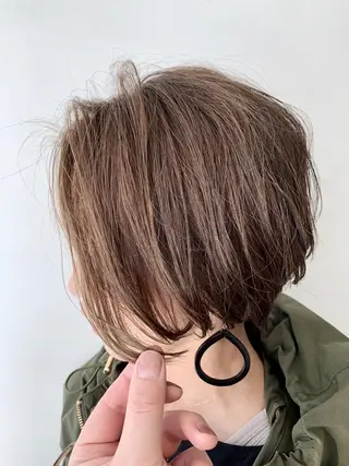 ショート カラー 町田で叶う本物の 髪質改善 鍋谷勇のヘアスタイル